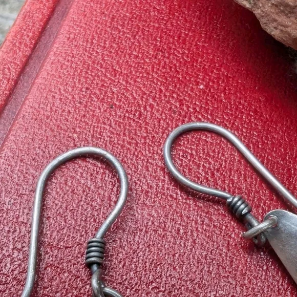 Vintage Native American Handcrafted Sterling Silver Garnet Earrings 3" - Picture 6 of 10